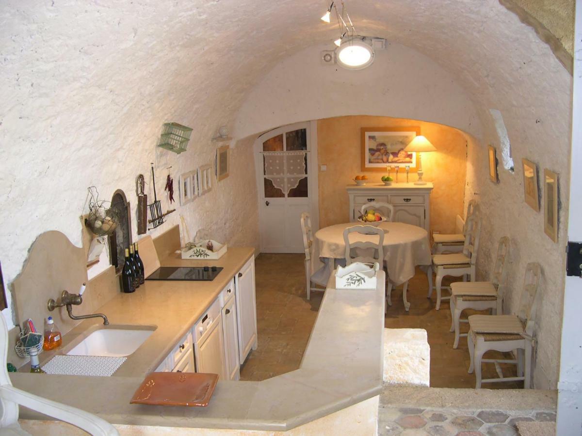 Moulin De Maitre Cornille Villa Castillon-du-Gard Exteriör bild